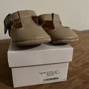 Classic baby shoes